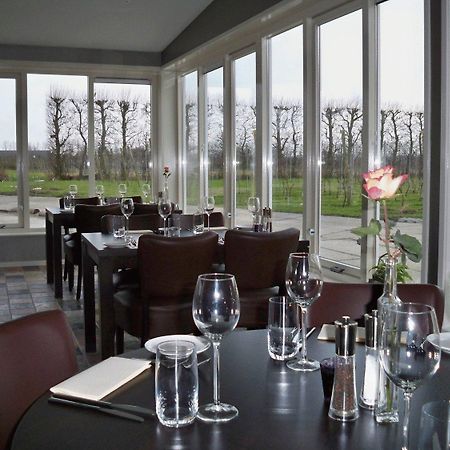 Wijngaard Saalhof Bed & Breakfast Wognum ภายนอก รูปภาพ