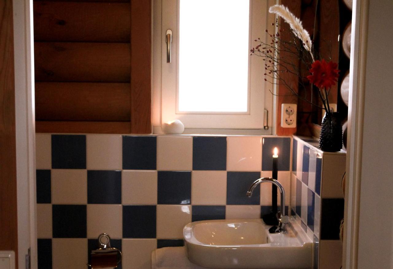 Wijngaard Saalhof Bed & Breakfast Wognum ภายนอก รูปภาพ