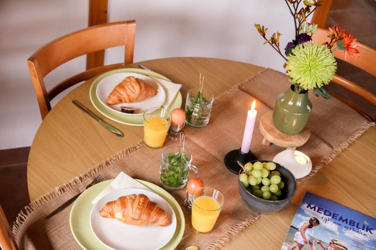Wijngaard Saalhof Bed & Breakfast Wognum ภายนอก รูปภาพ